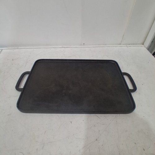 BOBBY FLAY X GREENPAN REVERSIBLE CAST IRON GRILL GRIDDLE - 16.75" X 11.4" - (MODEL: 1995033) image 4