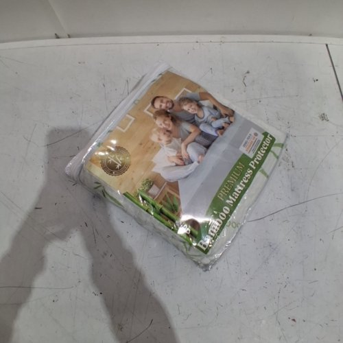 BAMBOO MATTRESS PROTECTOR COVER - FULL - WHITE/GREEN image 5