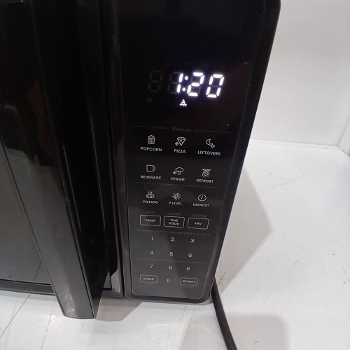 CHEFMAN COUNTERTOP MICROWAVE OVEN - 0.7 CU. FT - BLACK (MODEL: RJ55-7-V2-CA) image 3