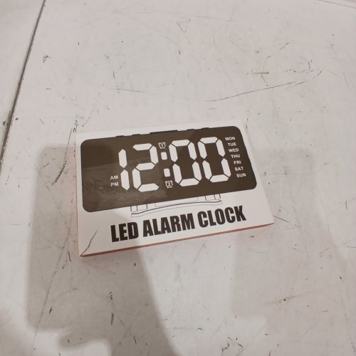 MULTIFUNCTION LED DIGITAL ALARM CLOCK image 4