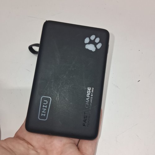 INIU MINI FAST CHARGING POWER BANK WITH USB-C CABLE STRAP - 10000MAH - 45W - BLACK (MODEL: P41-E2) image 4