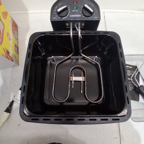 CHEFMAN 4.5-LITRE JUMBO SIZE DEEP FRYER WITH TEMPERATURE CONTROL - STAINLESS STEEL/BLACK - (RJ07-45-SS) image 4