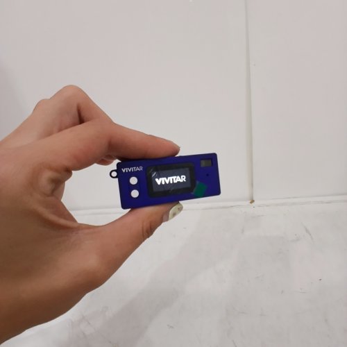 VIVITAR MINI KEYCHAIN DIGITAL CAMERA - BLUE (MODEL: VFKY2-ASST) image 2