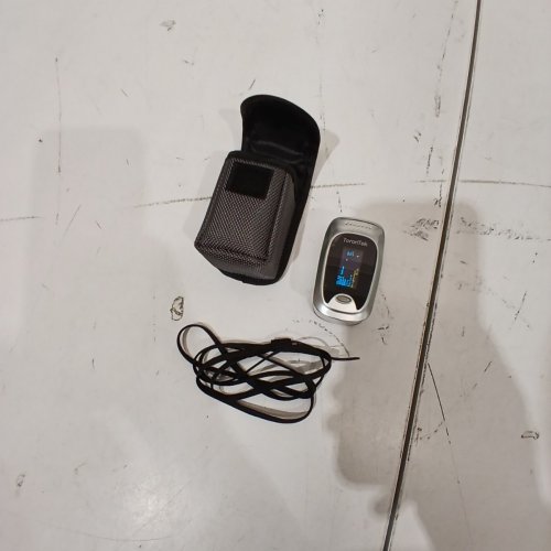 TORONTEK PULSE OXIMETER MEDICAL-GRADE BLUETOOTH SP02 MONITOR - WHITE (MODEL: L12) image 3