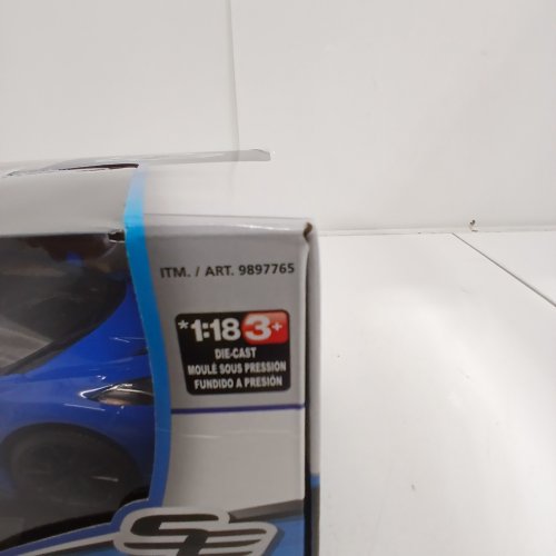 MAISTO DIE-CAST CORVETTE ZR1 COUPE MODEL CAR - 1:18 SCALE - BLUE (ITEM: 9897765) image 2