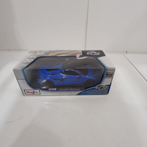 MAISTO DIE-CAST CORVETTE ZR1 COUPE MODEL CAR - 1:18 SCALE - BLUE (ITEM: 9897765) image 3
