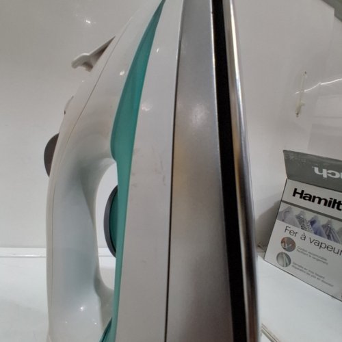 HAMILTON BEACH STEAM IRON STAINELESS STEEL SOLEPLATE - TEAL (MODEL:14212C) image 4