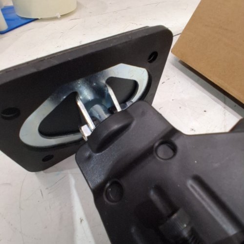 ADJUSTABLE SUPPORT POLE - 23.6" - 45" - BLACK image 3