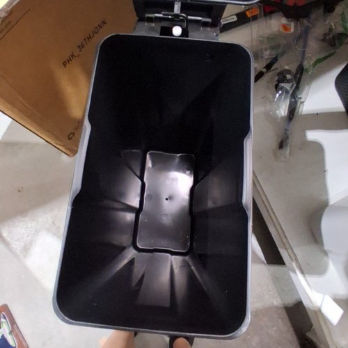 GARVEE SLIM STAINLESS STEEL TRASH CAN - 8GAL - BLACK (MODEL: PHO_13ZMUV6Z) image 4