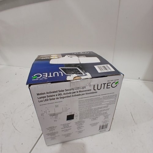 LUTEC MOTION ACTIVATED SOLAR SECURITY LED FLOOD LIGHT - 5000K - 3000LM - WHITE (MODEL: 1937995) image 4