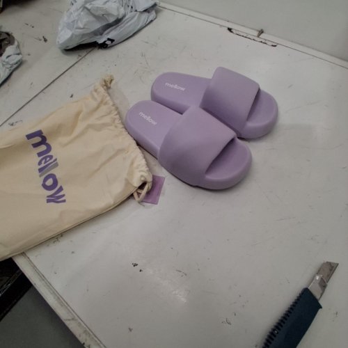 UNISEX MELLOW FLUFFY AND SOFT SANDALS - SIZE 39-40 - LAVENDER image 3