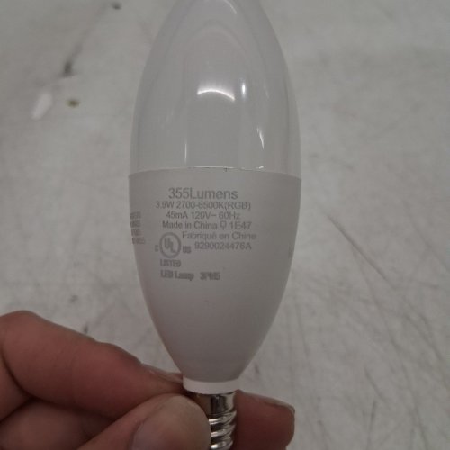 GREAT VALUE SMART FULL-COLOR WIFI B12 LIGTHT BULB - POWERED BY WIZ - 40W - 315LM - 2700K TO 6500K / RBG - WHITE image 3