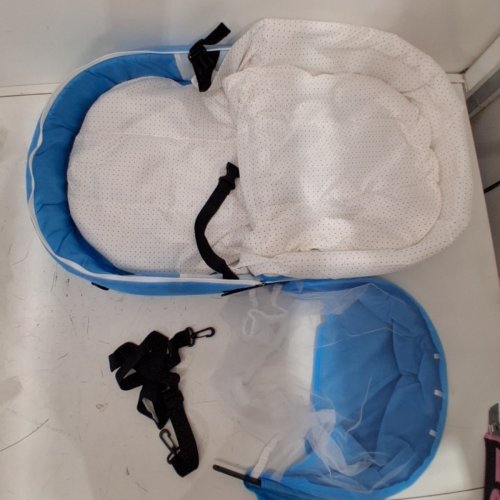 FOLDABLE PORTABLE BABY CRIB WITH MOSQUITO NET- BLUE AND WHITE image 3