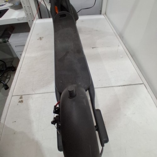 NAVEE V40I ELECTRIC SCOOTER FOR ADULTS/TEENS - 40KM RANGE - 32KM/H TOP SPEED - 700W - GREY (MODEL: V40I-U) image 6