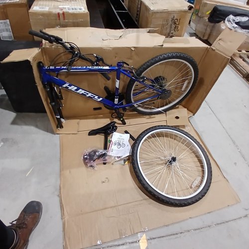 HUFFY ROCK CREEK MEN'S 18-SPEED MOUNTAIN BIKE - 26" - BLUE image 2