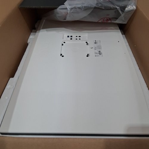 LG UHD 4K ULTRAFINE MONITOR DISPLAY WITH USB TYPE-C CONNECTIONS - 31.5" - WHITE -(MODEL: 32UP83AK-W) image 4