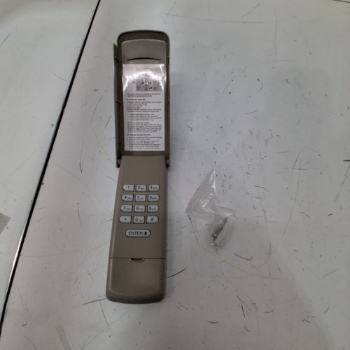 UNIVERSAL GARAGE DOOR KEYPAD WIRELESS - GREY image 2