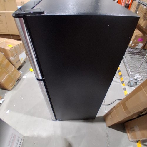 FRIGIDAIRE STAINLESS STEEL 2 DOOR FRIDGE/FREEZER - 4.5 CU. FT. - SILVER/BLACK (MODEL: EFR463-B) image 6