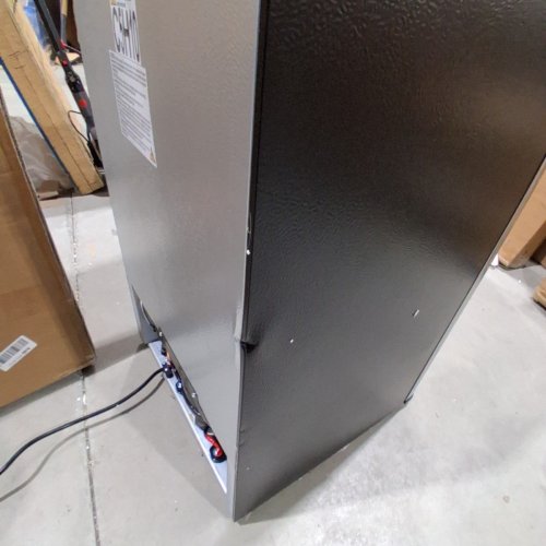 FRIGIDAIRE STAINLESS STEEL 2 DOOR FRIDGE/FREEZER - 4.5 CU. FT. - SILVER/BLACK (MODEL: EFR463-B) image 8