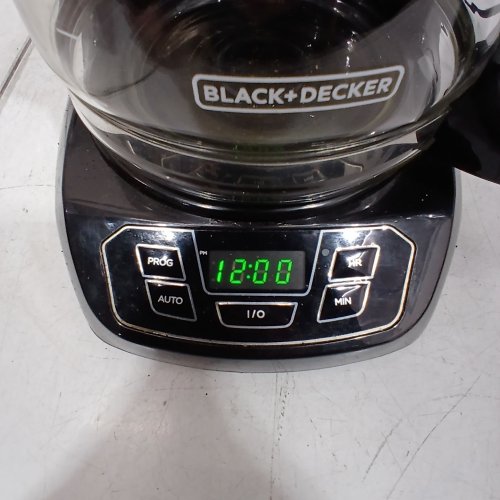 BLACK AND DECKER 12-CUP COFFEE MAKER WITH VORTEX TECHNOLOGY - BLACK (MODEL: CM1110BC) image 2