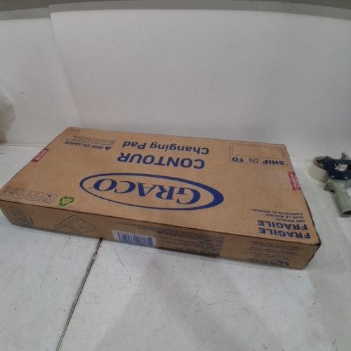 GRACO PREMIUM CONTOURED CHANGING PAD - 16" X 32" - WHITE (MODEL: 06810-500-DL) image 3