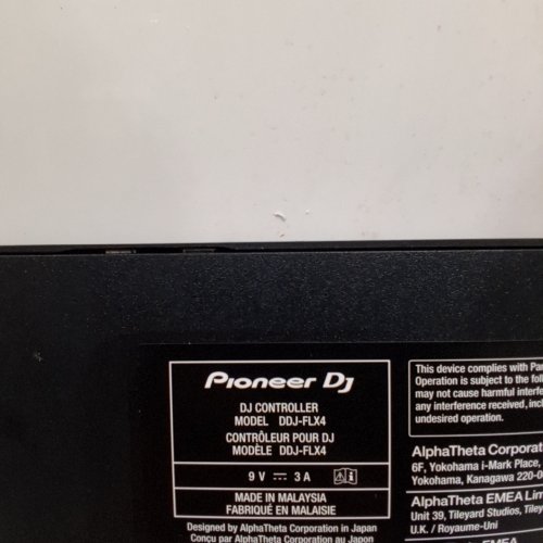 PIONEER DJ 2 CHANNEL MIXER SYSTEM WITH 2 DECKS - 8 PERFORMANCE PADS - GRAPHITE (MODEL: DDJ-FLX4) image 8