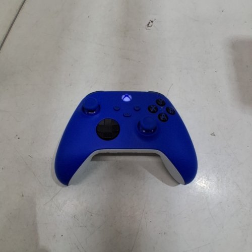 XBOX ONE CORE CONTROLLER - SHOCK BLUE image 3