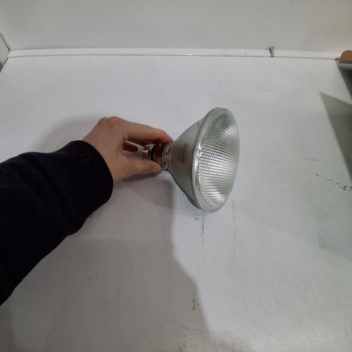 4PK IVYEMONS PAR38 HALOGEN LIGHTS WITH E26 BASE - 120V - 80W - 2800K WARM WHITE image 2