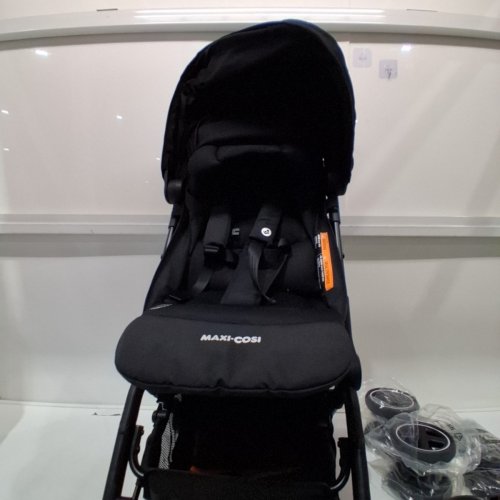 MAXI-COSI LARA ULTRA COMPACT/FOLDABLE STROLLER WITH TRAVEL CARRY BAG - 50LB CAPACITY - ESSENTIAL BLACK (MODEL: 01323CFNA) image 5