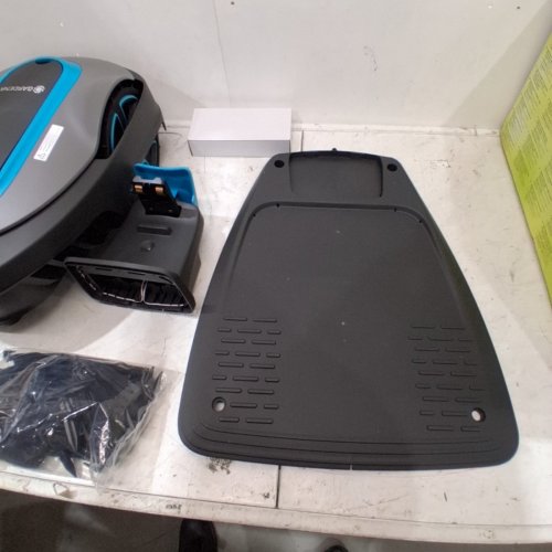 GARDENA SILENO CITY - FULLY AUTOMATIC ROBOTIC LAWNMOWER WITH BLUETOOTH - BOUNDARY WIRE INCLUDED FOR LAWNS UP TO 5400 SQ FT - GREY (MODEL: 15002-20) image 5