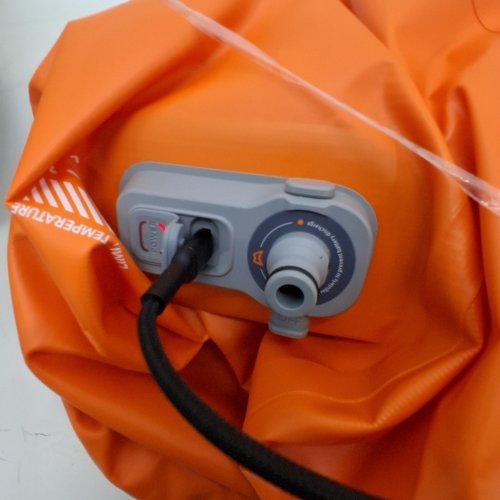 FLEXTAIL PORTABLE SHOWER BUCKET WITH BUILT-IN RECHARGEABLE PUMP - 20L CAPACITY - ORANGE image 2