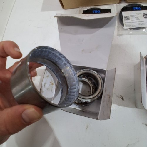 8PC TRQ WHEEL HUB AND BEARING ASSEMBLIES - FIT FOR SELECT MODELS (ITEM: BHA53271) image 5