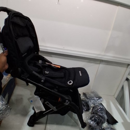 MAXI-COSI LARA ULTRA COMPACT/FOLDABLE STROLLER WITH TRAVEL CARRY BAG - 50LB CAPACITY - ESSENTIAL BLACK (MODEL: 01323CFNA) image 4