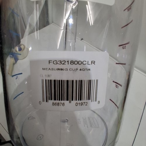 COMMERCIAL SIZE PLASTIC MEASURING CUP - 4 QT (ITEM: FG321800CLR) image 2