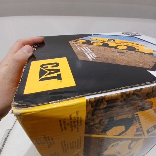 CAT MASSIVE MOVER REMOTE CONTROL RC STEEL EXCAVATOR - BLACK/YELLOW (MODEL: 1851476) image 3