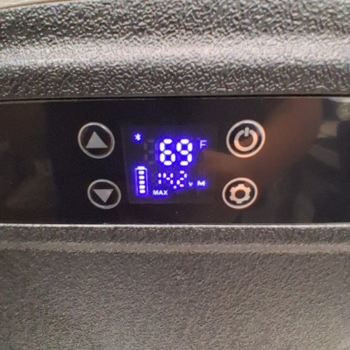EUHOMY PORTABLE DIGITAL ELECTRIC CAR REFRIGERATOR/COOLER - 12V - 80QT - BLACK (MODEL: U75) image 2