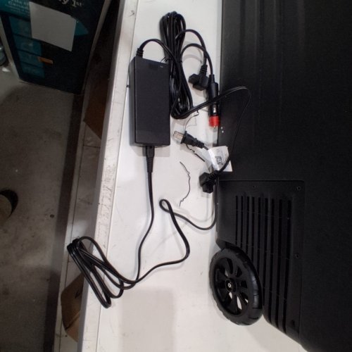 EUHOMY PORTABLE DIGITAL ELECTRIC CAR REFRIGERATOR/COOLER - 12V - 80QT - BLACK (MODEL: U75) image 4