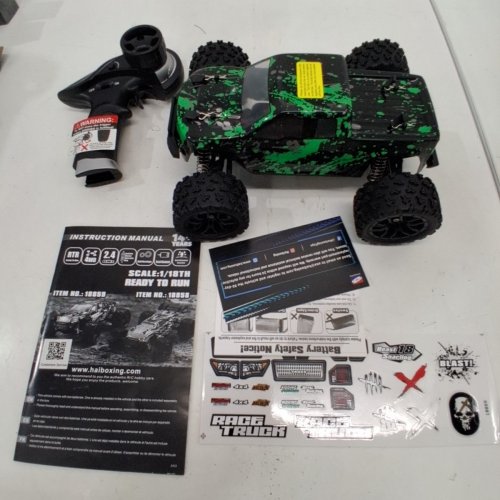 HAIBOXING 1:18 REMOTE CONTROL CAR 4X4 "RACE TRUCK" - 36KM/H TOP SPEED - BLACK/GREEN - (MODEL: 18859) image 3