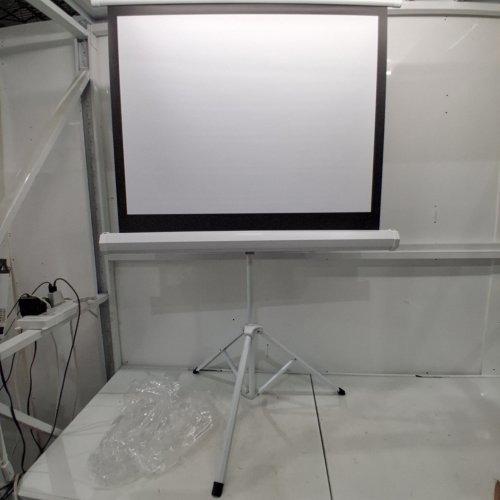 VIVIDER HEIGHT ADJUSTABLE TRIPOD PROJECTION SCREEN - 40" - WHITE image 2