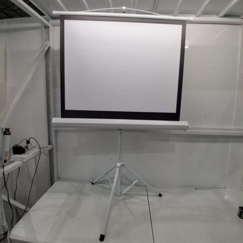 VIVIDER HEIGHT ADJUSTABLE TRIPOD PROJECTION SCREEN - 40" - WHITE image 3
