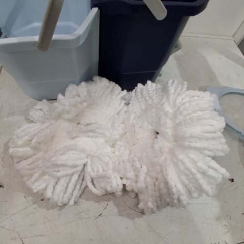 CASABELLA CLEAN WATER MICROFIBER SPIN MOP WITH 2-BUCKET SYSTEM - BLUE/WHITE image 5