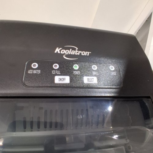 KOOLATRON PORTABLE SELF-CLEANING COUNTERTOP ICE MAKER - 120V - 60HZ - 1.5A - 26LBS/24HRS - 2 ICE SIZES - BLACK (MODEL: KIM26B) image 2
