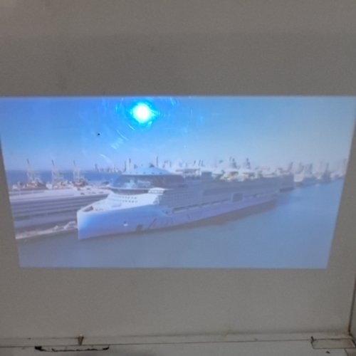 DR. J PROFESSIONAL MINI VIDEO PROJECTOR - WHITE (MODEL: HI-04) image 4