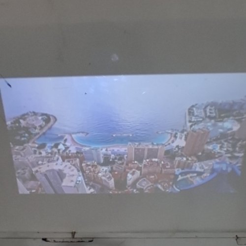 DR. J PROFESSIONAL MINI VIDEO PROJECTOR - WHITE (MODEL: HI-04) image 5