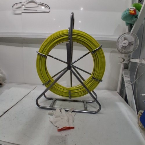 NOLIVEN FISH TAPE FIBERGLASS DUCT & WIRE PULLER REEL STAND WITH BRAKE - 6MM - 425FT - SILVER/YELLOW - (MODEL: NOLIVEN-SNYR8) image 2