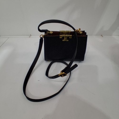 MCGRAW WEDGE SHOULDER HANDBAG WITH MAGNETIC CLOSING CLASP - BLACK/GOLD image 3