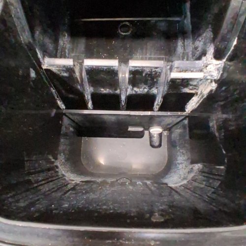 DANBY PORTABLE "ICE N' EASY" ICE MAKER - MAKES 25LBS OF ICE A DAY - STAINLESS STEEL (MODEL: DIM2500SSDB) image 6