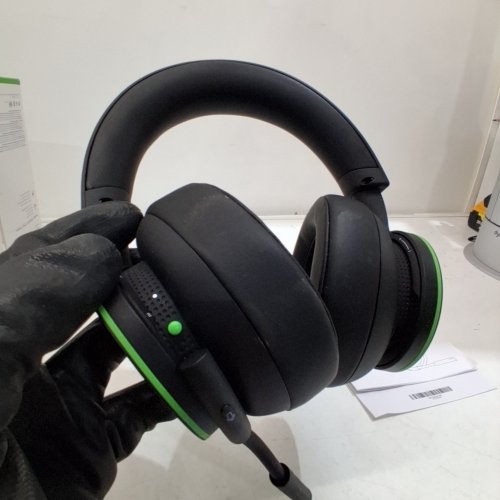 MICROSOFT XBOX WIRELESS HEADSET WITH BLUETOOTH BLACK/GREEN image 3