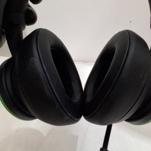 MICROSOFT XBOX WIRELESS HEADSET WITH BLUETOOTH BLACK/GREEN image 6
