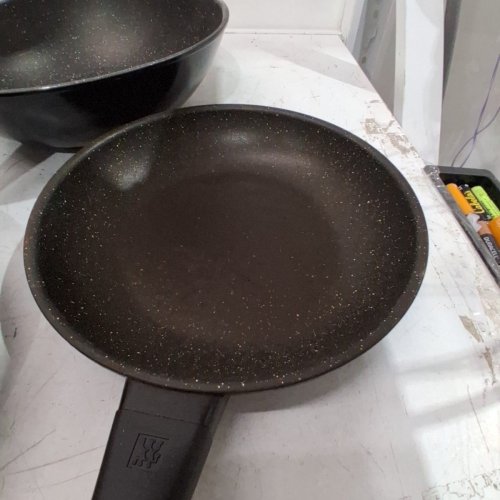 3PC ZWILLING MARQUINA ALUMINUM WOK WITH FRY PAN - BLACK (MODEL:66309-008) image 4